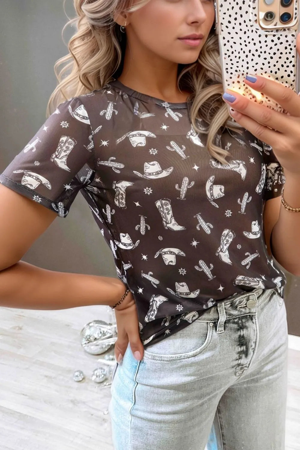 Women's Tops & Blouses